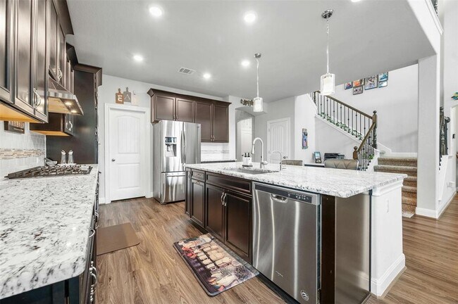 Building Photo - 15613 Cabrillo Way