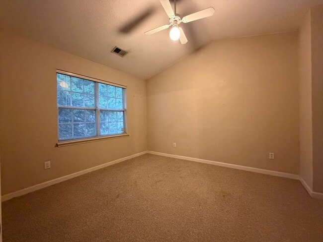 Building Photo - 6007 Cougar Ln