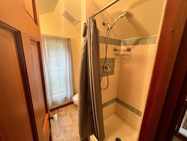 Building Photo - Herrera / Farrow (741 Ellwood Drive)