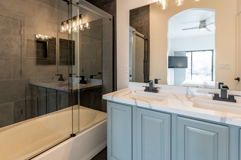 Building Photo - 7829 N 21st Ave