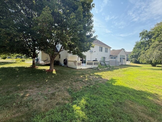 Building Photo - 10 Ptarmigan Dr