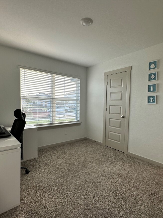 Building Photo - 6823 Dell Vista Drive