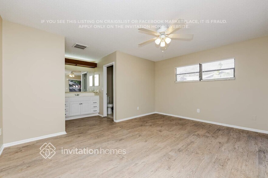 Building Photo - 2126 Little Brook Ln