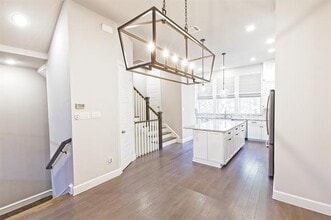 Building Photo - 5319 Holland Ave