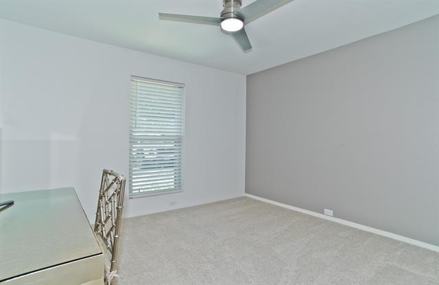 Building Photo - 15520 Bay Point Dr