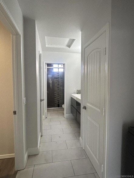 Building Photo - 12049 Calle De Montana