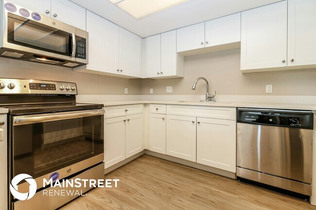 Building Photo - 12072 Eldron St