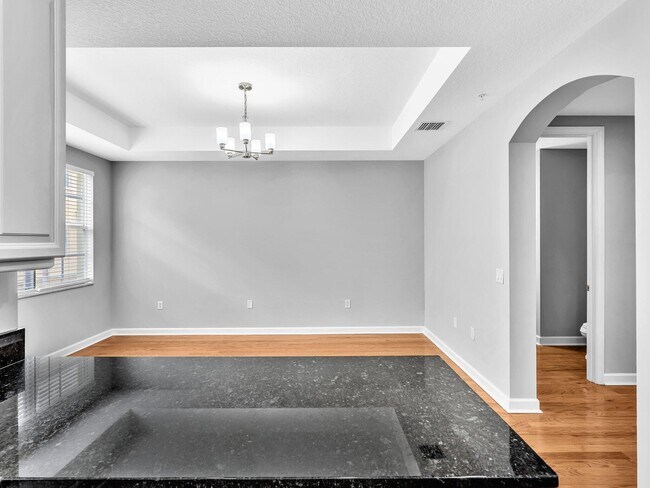Building Photo - 2751 Ravella Way