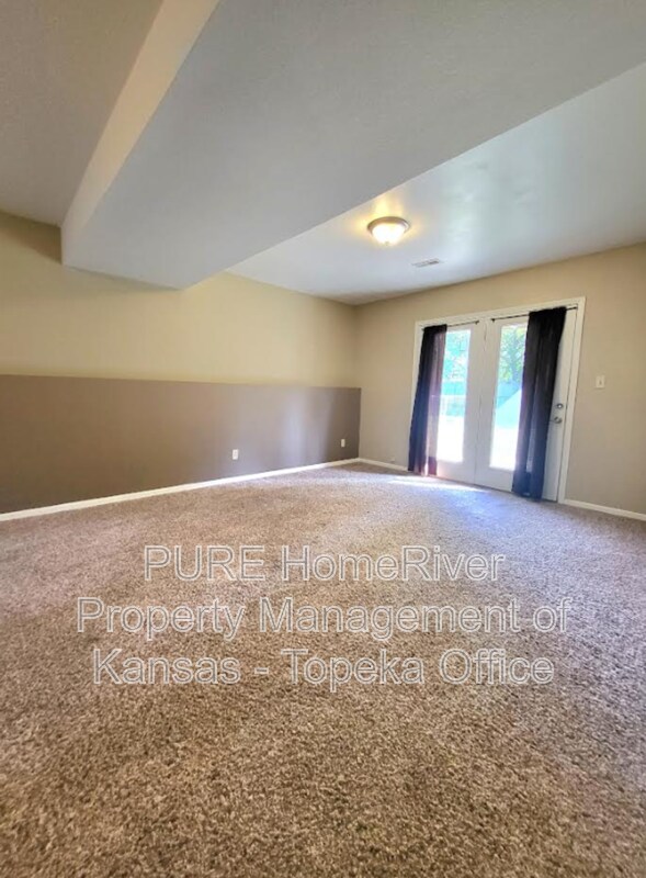 Building Photo - 7217 SW 27th St