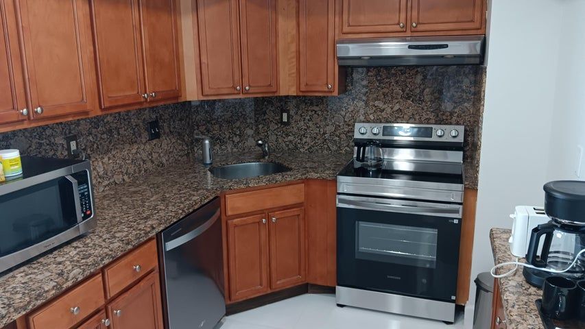 Building Photo - 3800 Galt Ocean Dr
