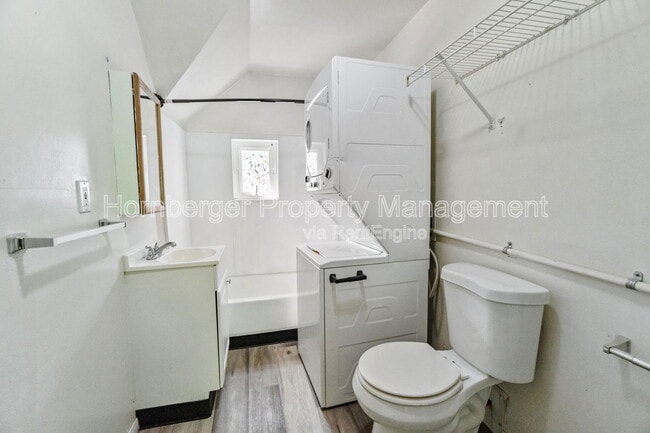Building Photo - 227 E Ermina Ave