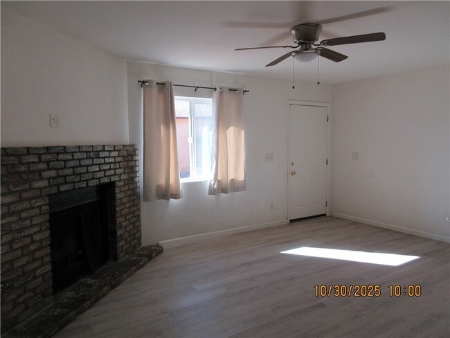 Building Photo - 3546 N Verdugo Rd