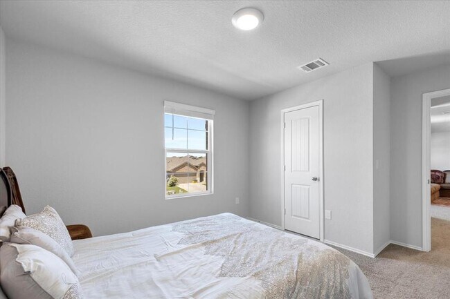 Building Photo - 5801 Brocade Dr
