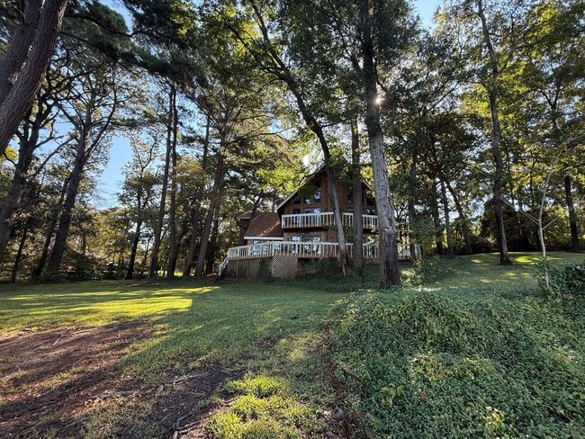 Building Photo - 20868 Bay Shore Dr