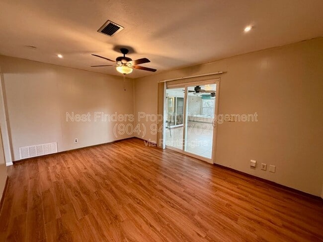 Building Photo - 4023 Grissom Dr