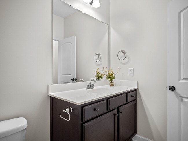 Building Photo - 251 Breakwater Dr