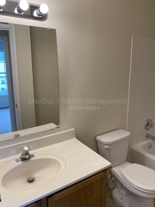 Building Photo - 2909 Broyhill Ct
