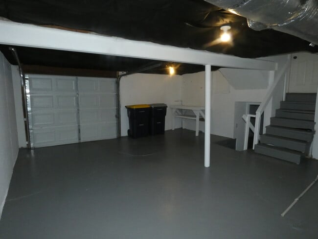 Building Photo - Beautiful Updated Home in North Kansas City!