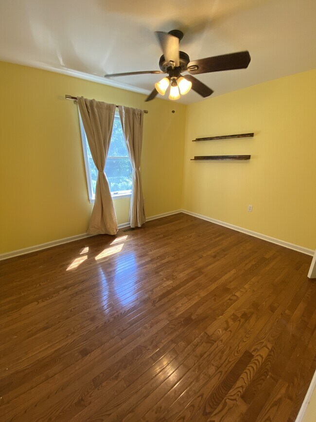 Building Photo - 75 Briar Trail