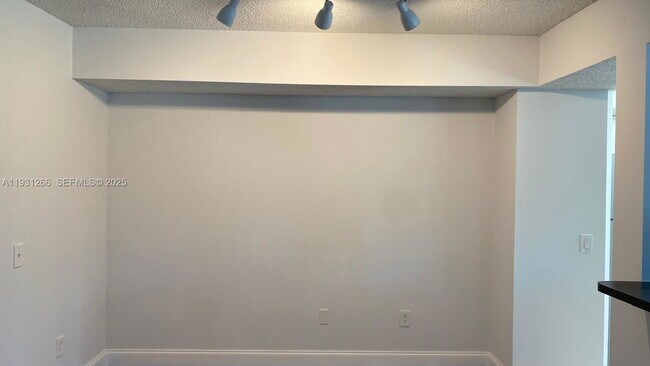 Building Photo - 155 SW 96th Terrace