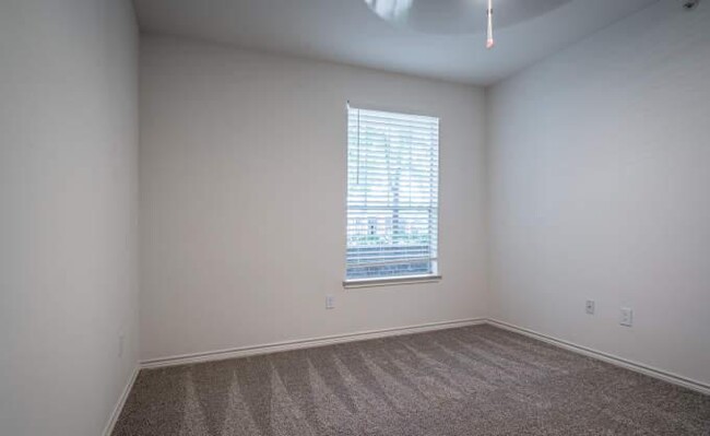 Building Photo - 1 bedroom in Humble TX 77346