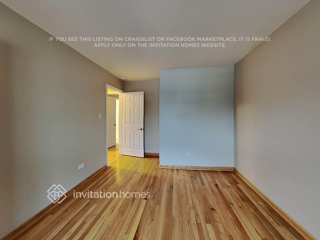 Building Photo - 13601 Cherry Ln