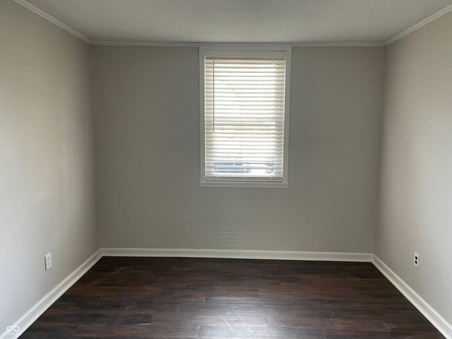 Building Photo - 126 Roosevelt Dr