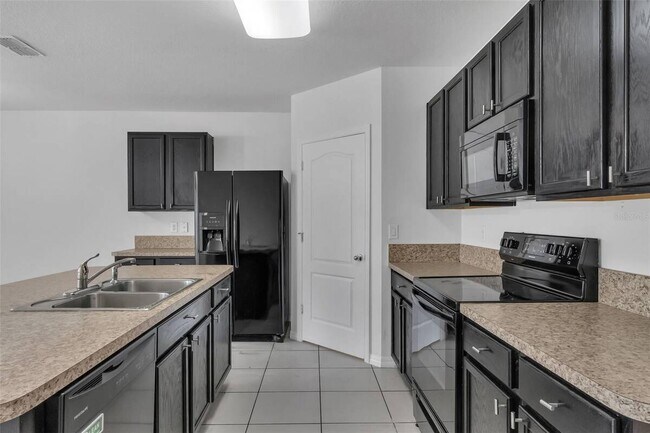 Building Photo - 1828 Partin Terrace Rd