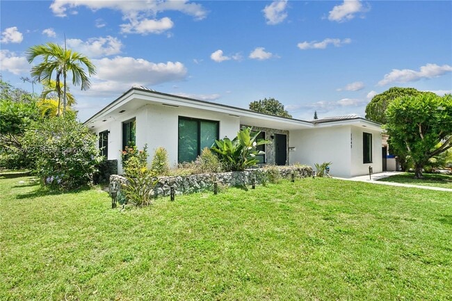 Building Photo - 1545 Miller Rd