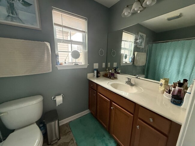 Building Photo - 1731 Aden Lane