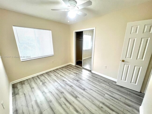 Building Photo - 7626 NE 6th Ct