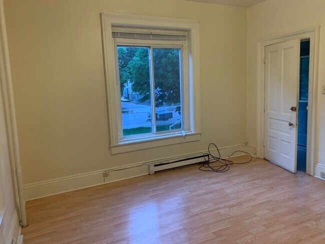 Building Photo - 315 W Grand Ave