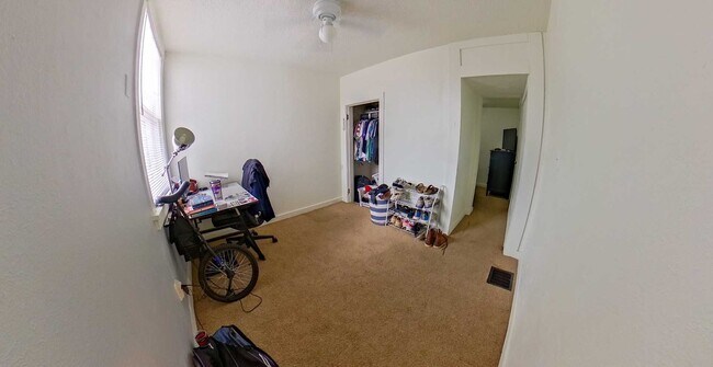 Building Photo - 512 Bluemont Ave