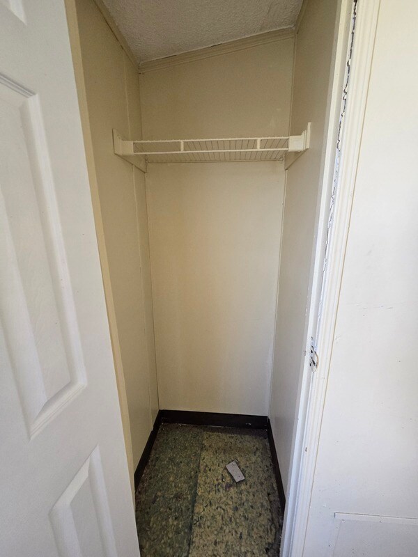Building Photo - 2115 Cattail Cir