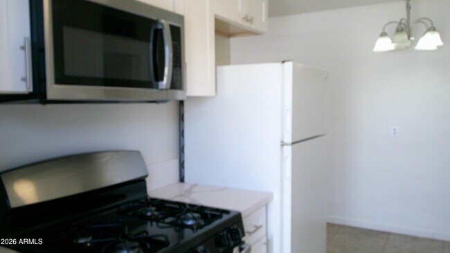 Building Photo - 1134 S Roosevelt St