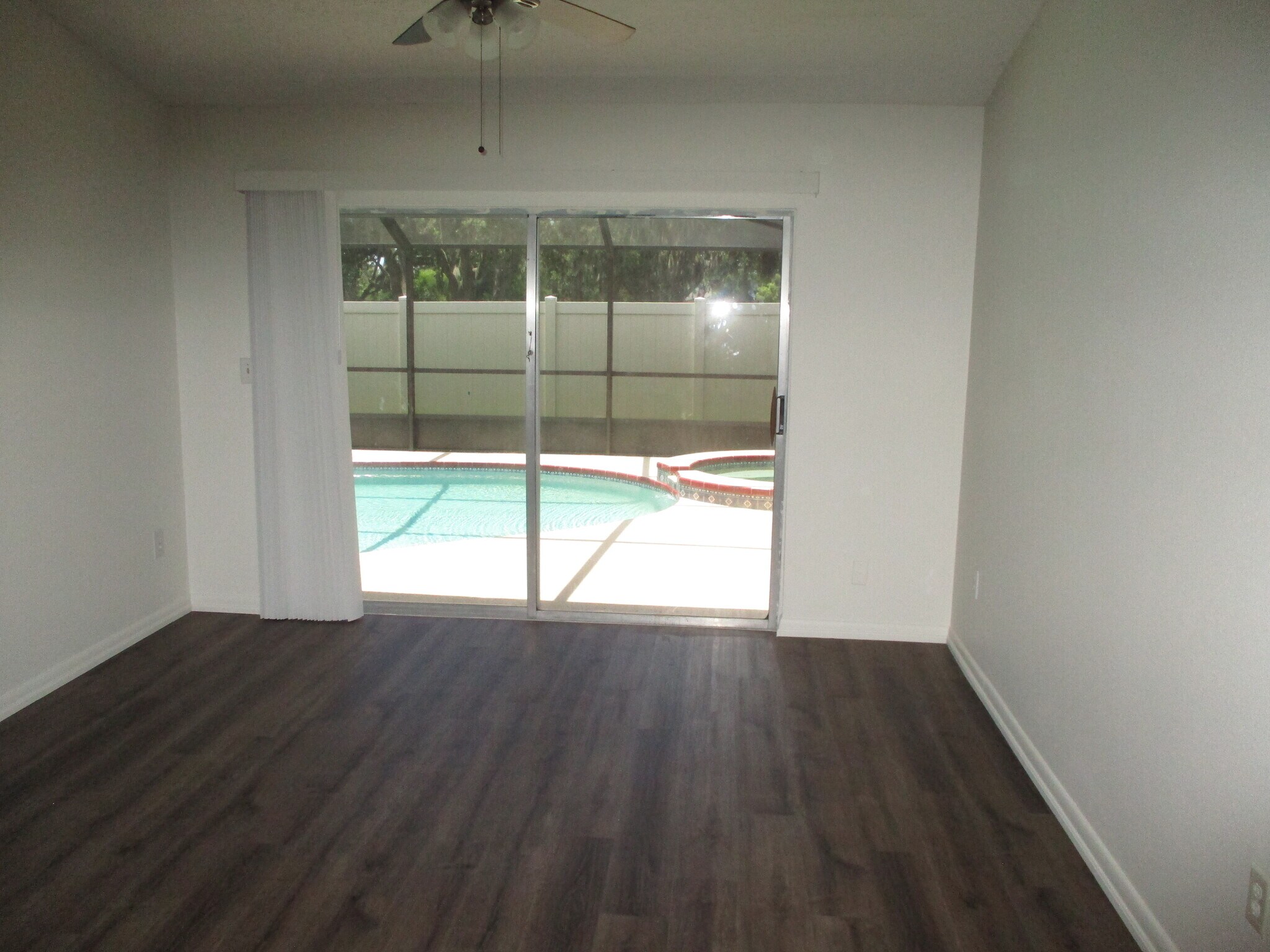 Building Photo - 3006 Annadale Cir