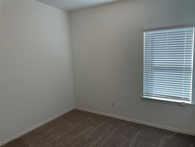 Building Photo - 25540 Northpark Palm Dr