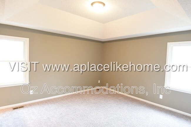 Building Photo - 1312 E 153rd St