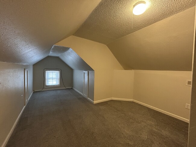 Building Photo - 4100 Highland Ave