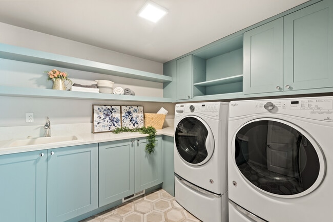 Building Photo - 6119 114th Ave NE