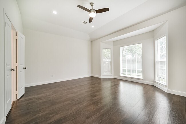 Building Photo - 10618 Bassoon Dr