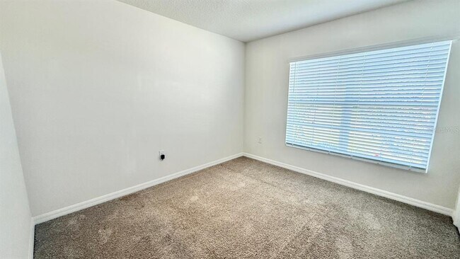 Building Photo - 12122 Sirena Cv