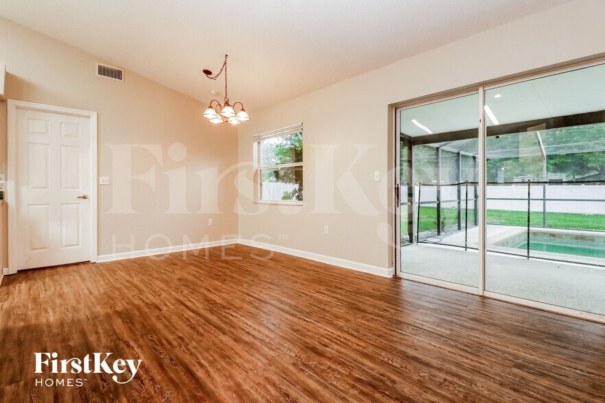 Building Photo - 6351 Hampton Pointe Cir