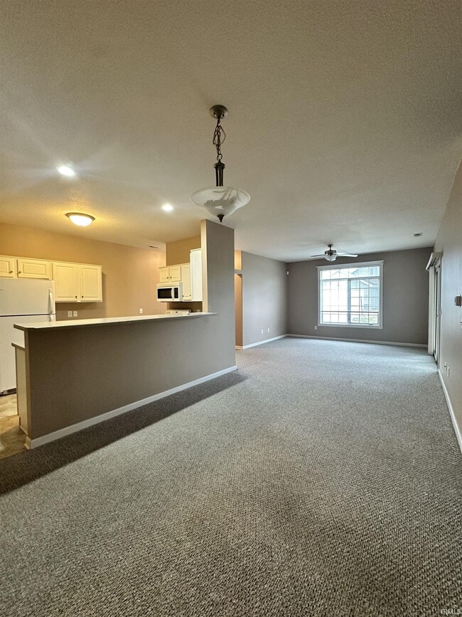 Building Photo - 315 Victoria Station Way