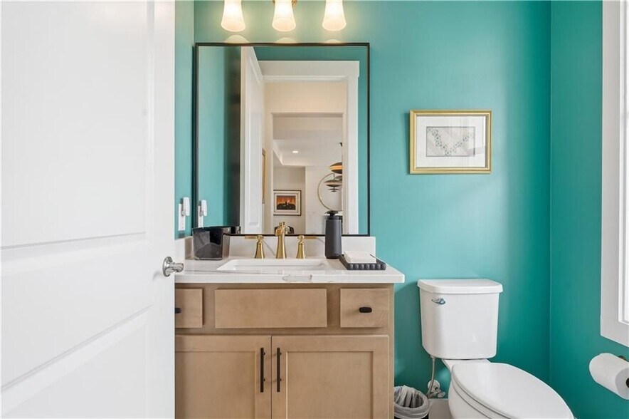 Building Photo - 158 Kingwood Dr