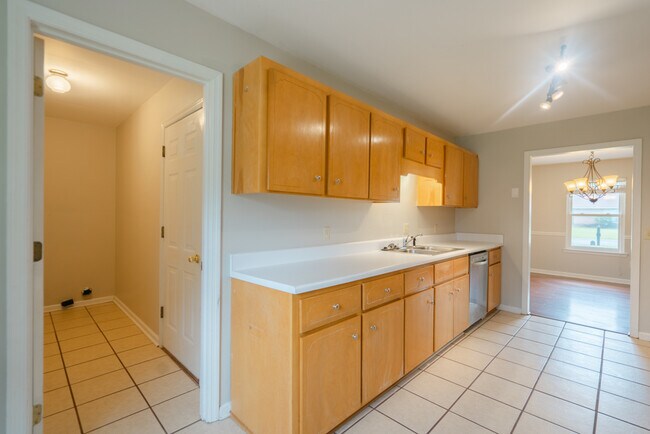 Building Photo - 1442 Harrier Hollow