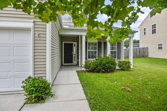 Building Photo - 465 Green Park Ln