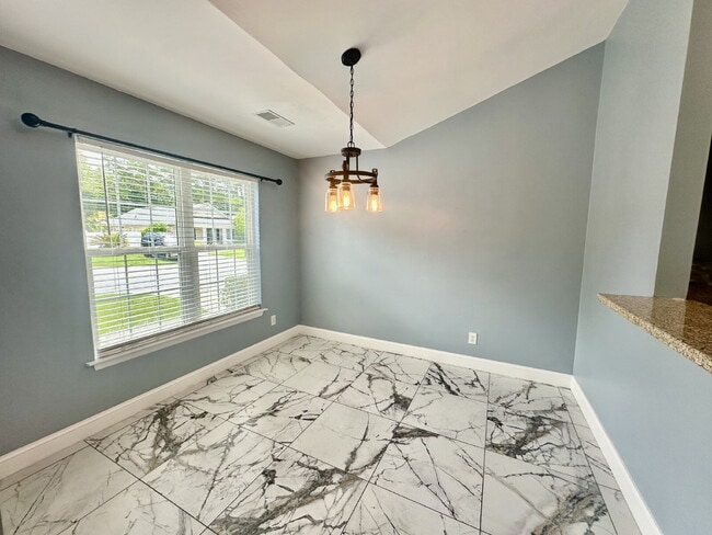 Building Photo - Three Bedroom Updated Single Level Home in...