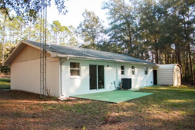 Building Photo - 20732 SW Marine Blvd