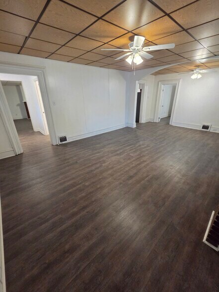 Open Living & Dining Room (16' x 23.6') - 245 W Brady St